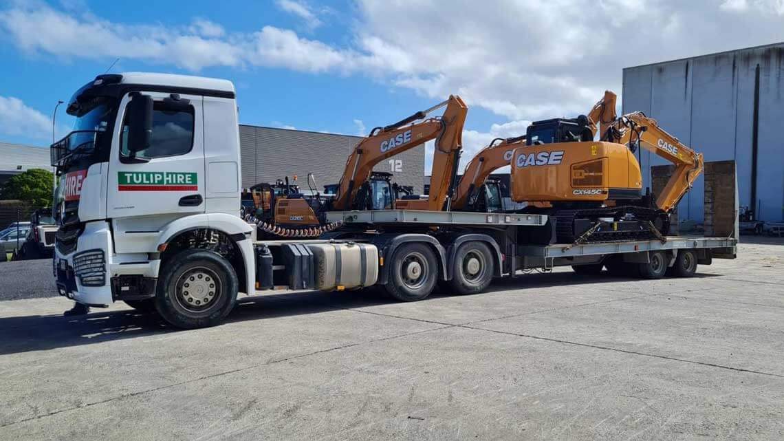 Tulip Hire CASE digger delivery